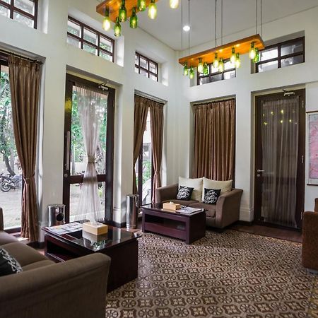 Jambuluwuk Residence Menteng Jakarta Exterior photo